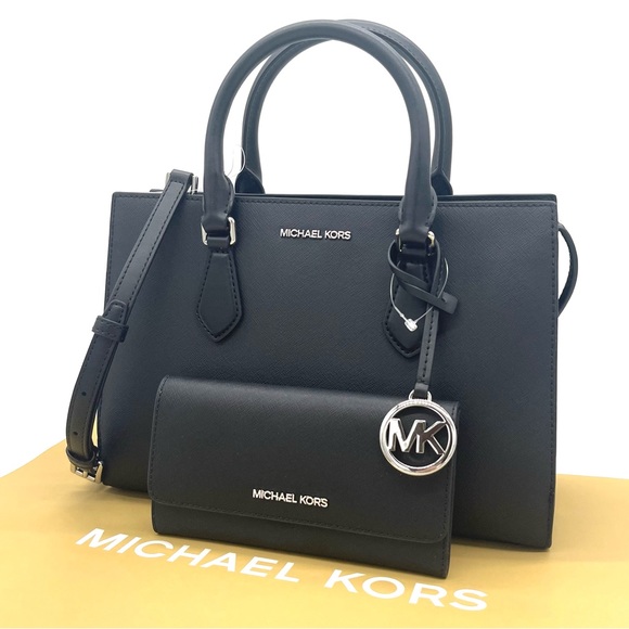 Michael Kors | Bags | Michael Kors Sheila Medium Center Zip Satchel ...